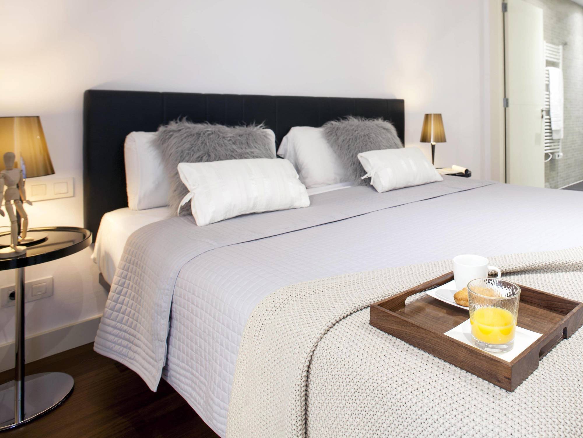 ปาเซียว เด กราเซีย บาส อพาร์ตเมนท์ Apartment บาร์เซโลนา ภายนอก รูปภาพ